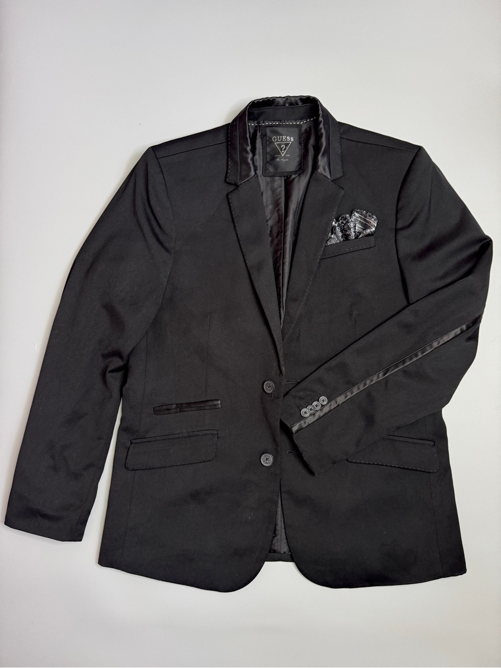 GUESS Black Men's Blazer with Satin Trim and Pocket Square